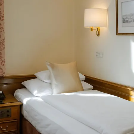 Hotel City Central Viena Habitación foto